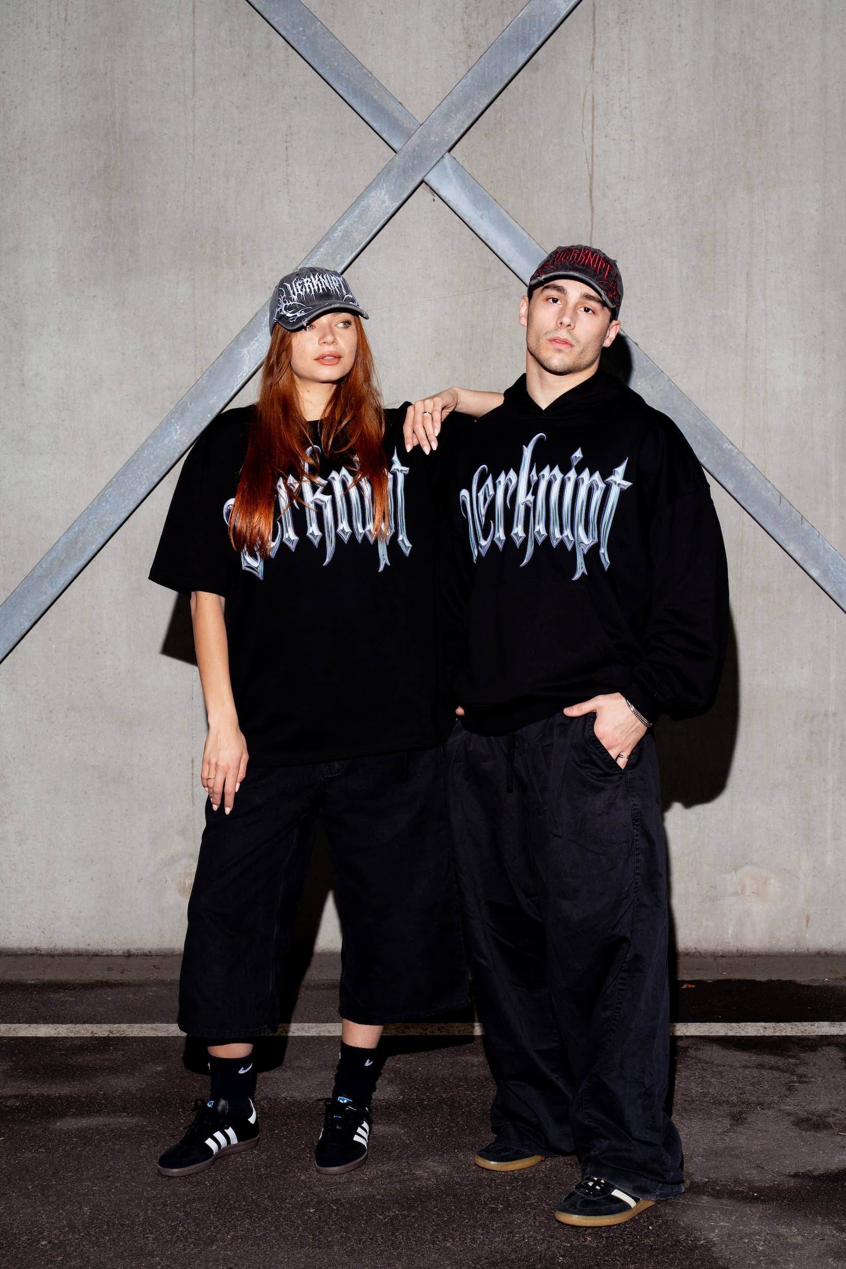 Verknipt Chrome Logo Tee